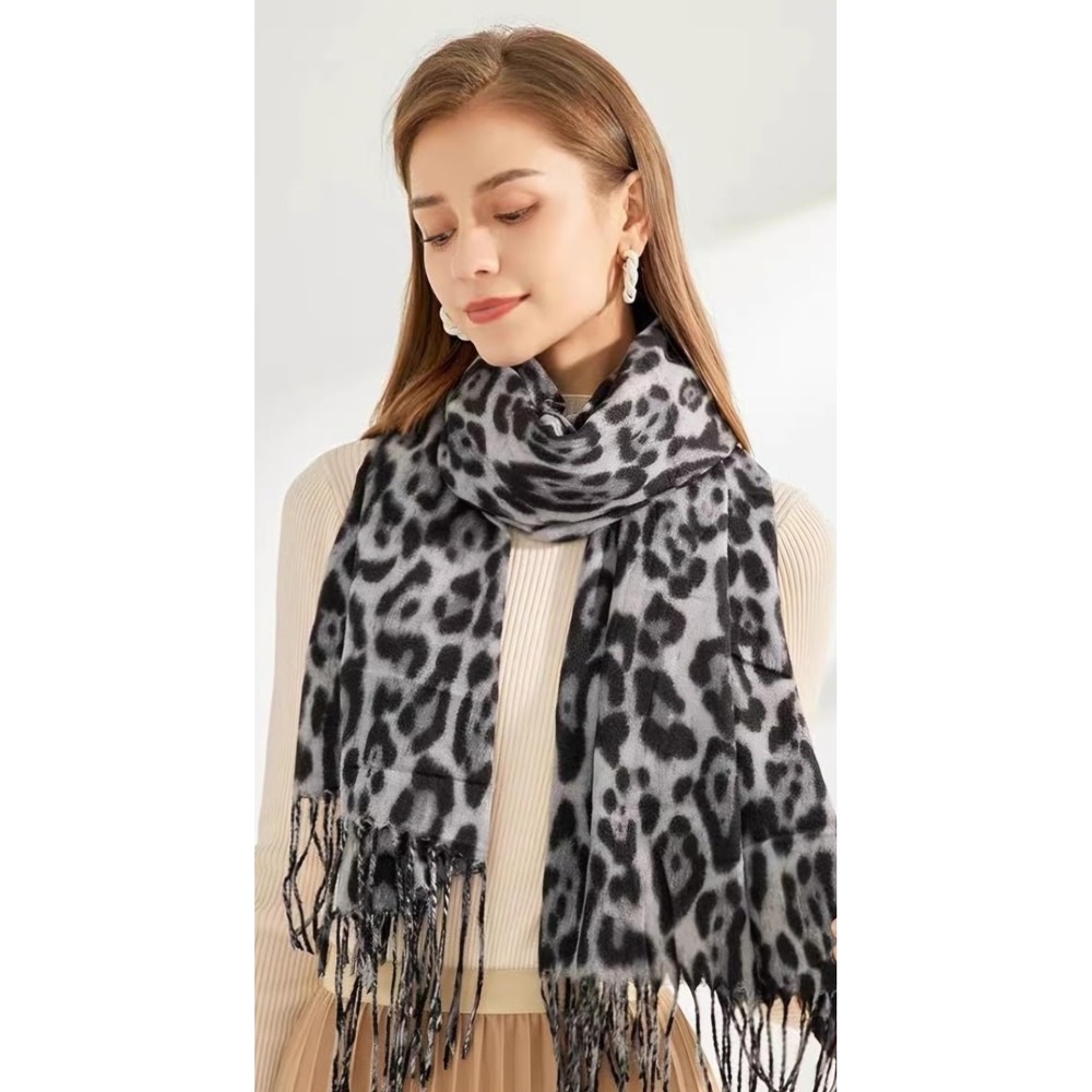 Pashmina Black Leopard Print Scarf Silk Blend Rectangle Wrap 70x22 Fringe Trim